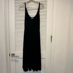 REFORMATION Black Midi knit dress L